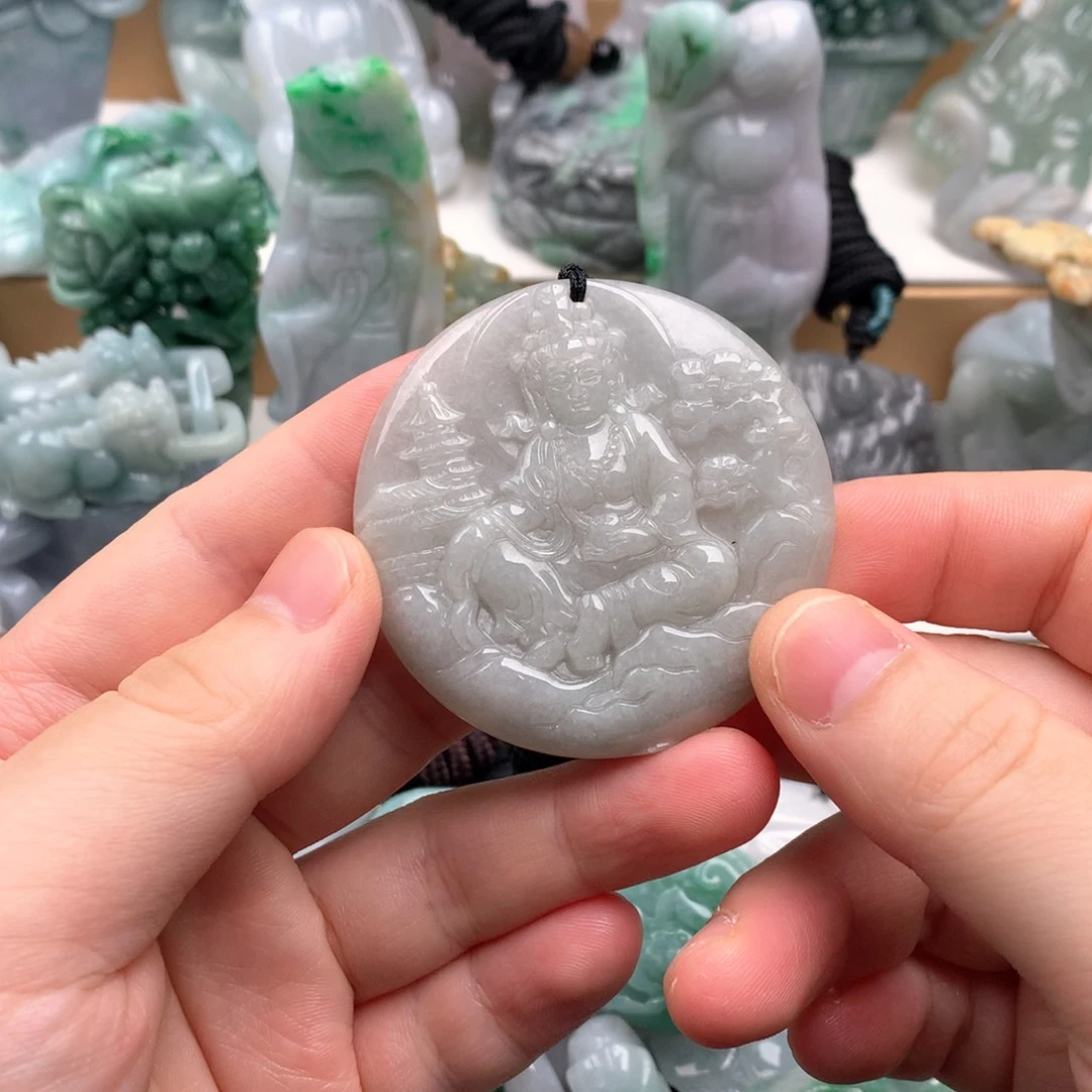 吊坠(不含链)未镶嵌翡翠