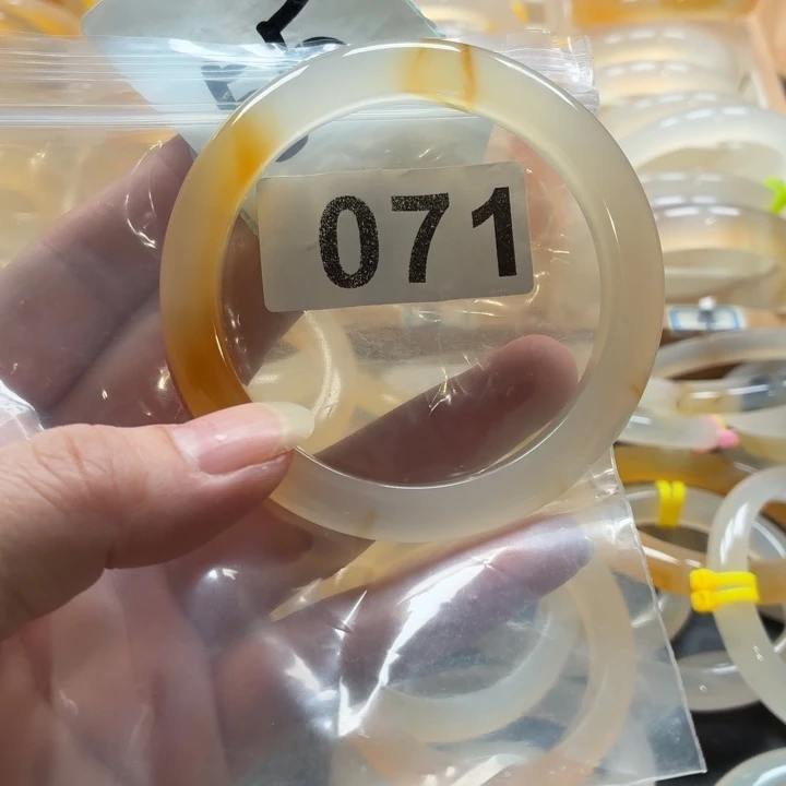 玛瑙/玉髓未镶嵌手镯