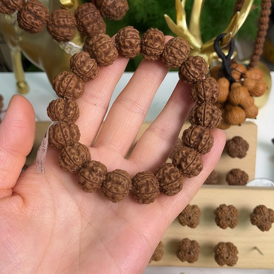 把件金刚菩提16飞碟梅花