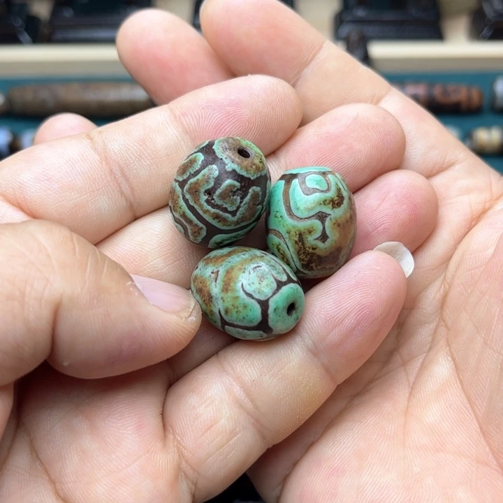 玛瑙/玉髓颈饰未镶嵌古*