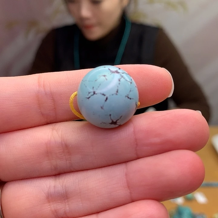 未镶嵌绿松石原矿