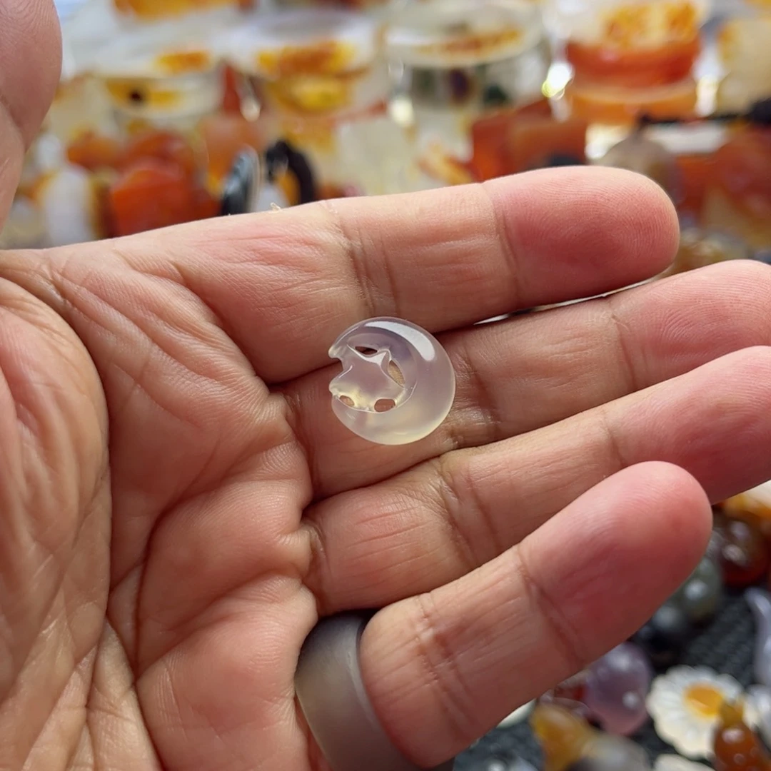 玛瑙/玉髓颈饰未镶嵌