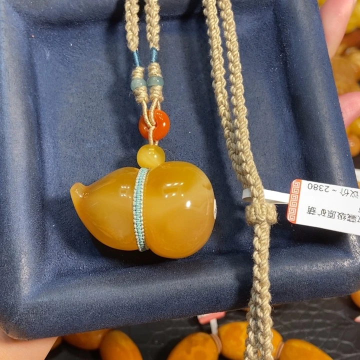 蜜蜡颈饰未镶嵌蜜蜡