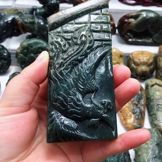 岫岩河磨玉（透闪石质玉）把件未镶嵌