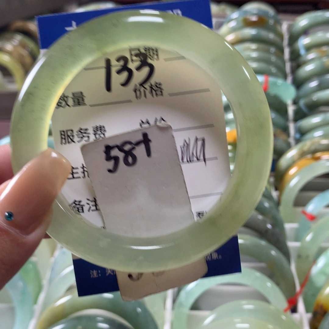 蛇纹石玉未镶嵌手镯133