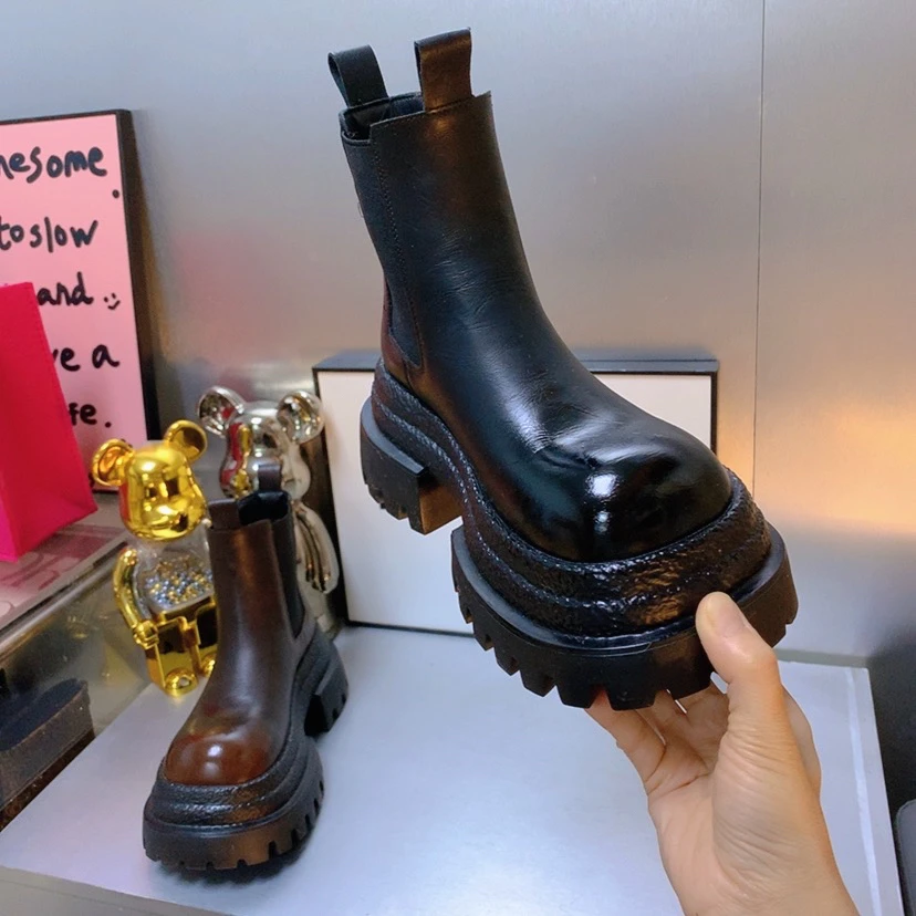 爱棠2025秋季新款厚底高帮女士马丁靴2