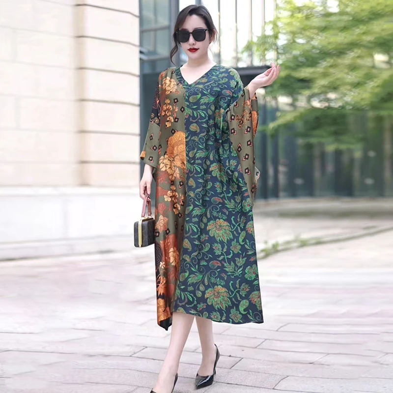 625高端大牌连衣裙2025夏季新款大码印花宽松遮肚气质减龄长裙子