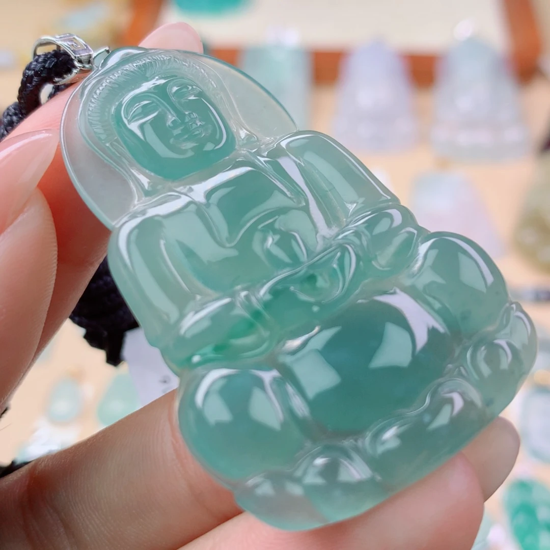 翡翠18K金镶嵌颈饰翡翠吊坠