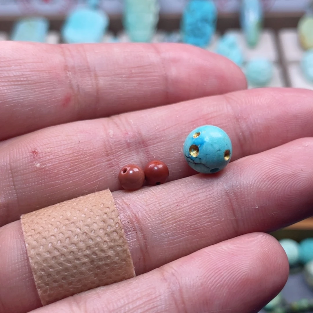 南红玛瑙配饰未镶嵌