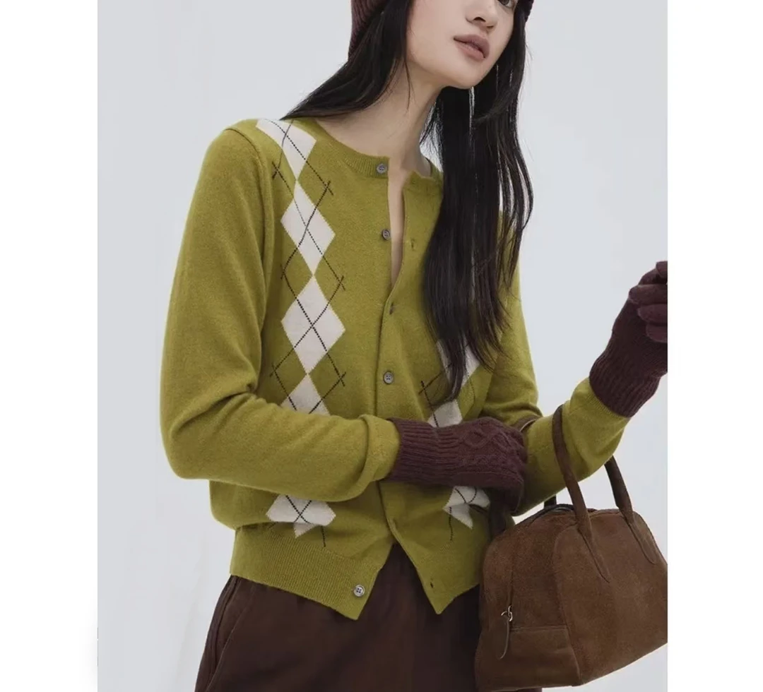 GD 【H05】百搭简约菱格针织衫