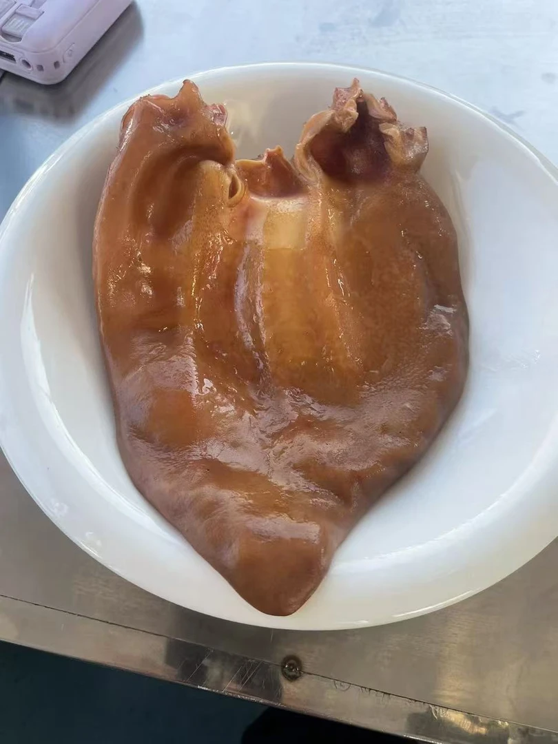全新鲜食材卤制猪耳朵送卤汤