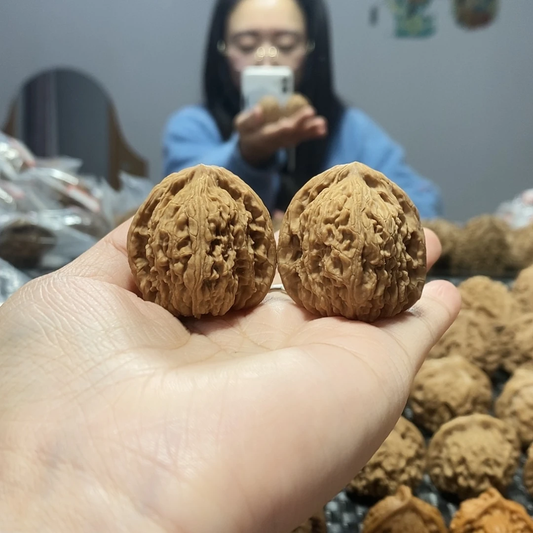 君***空桃核吊坠南疆35不保黄