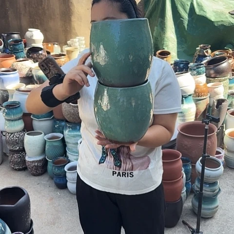 口16高20瑕疵两个盆。