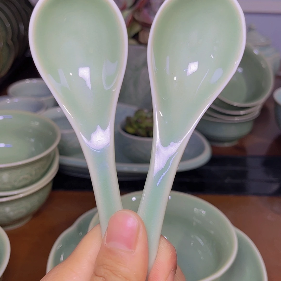 瓷橄榄绿勺子 2 只