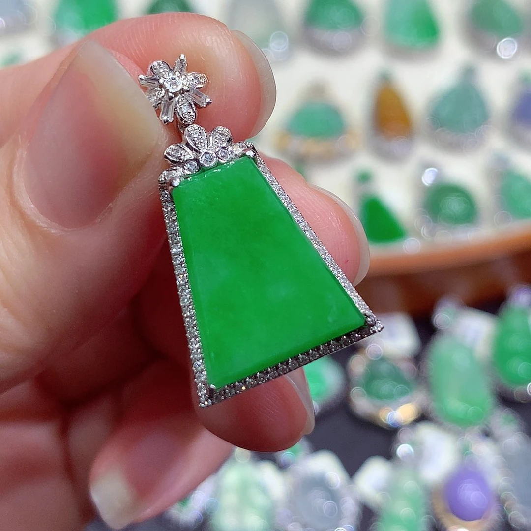 翡翠18K金镶嵌吊坠(不含链)