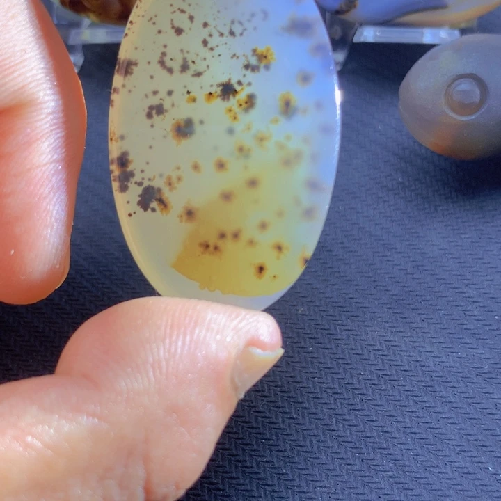 玛瑙/玉髓颈饰合金