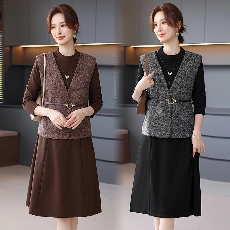 中年妈妈春秋装套装裙子2025新款中老年女装马甲连衣裙洋气两件套
