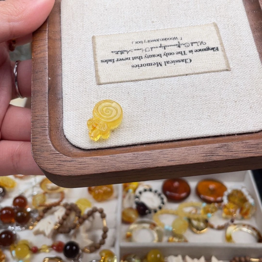 琥珀裸石未镶嵌棒棒糖