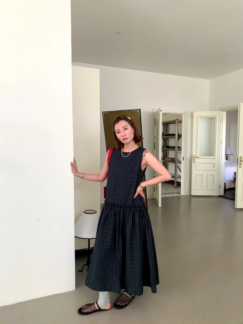 韩版长款无袖背心连衣裙女复古气质格子宽松高级感洋气A字裙#822