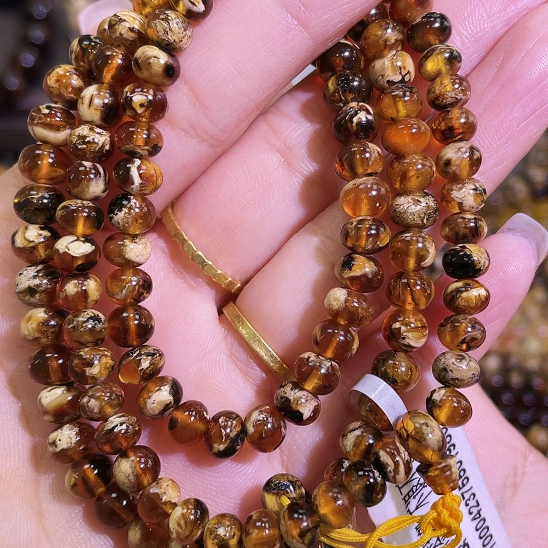 琥珀未镶嵌裸石6+