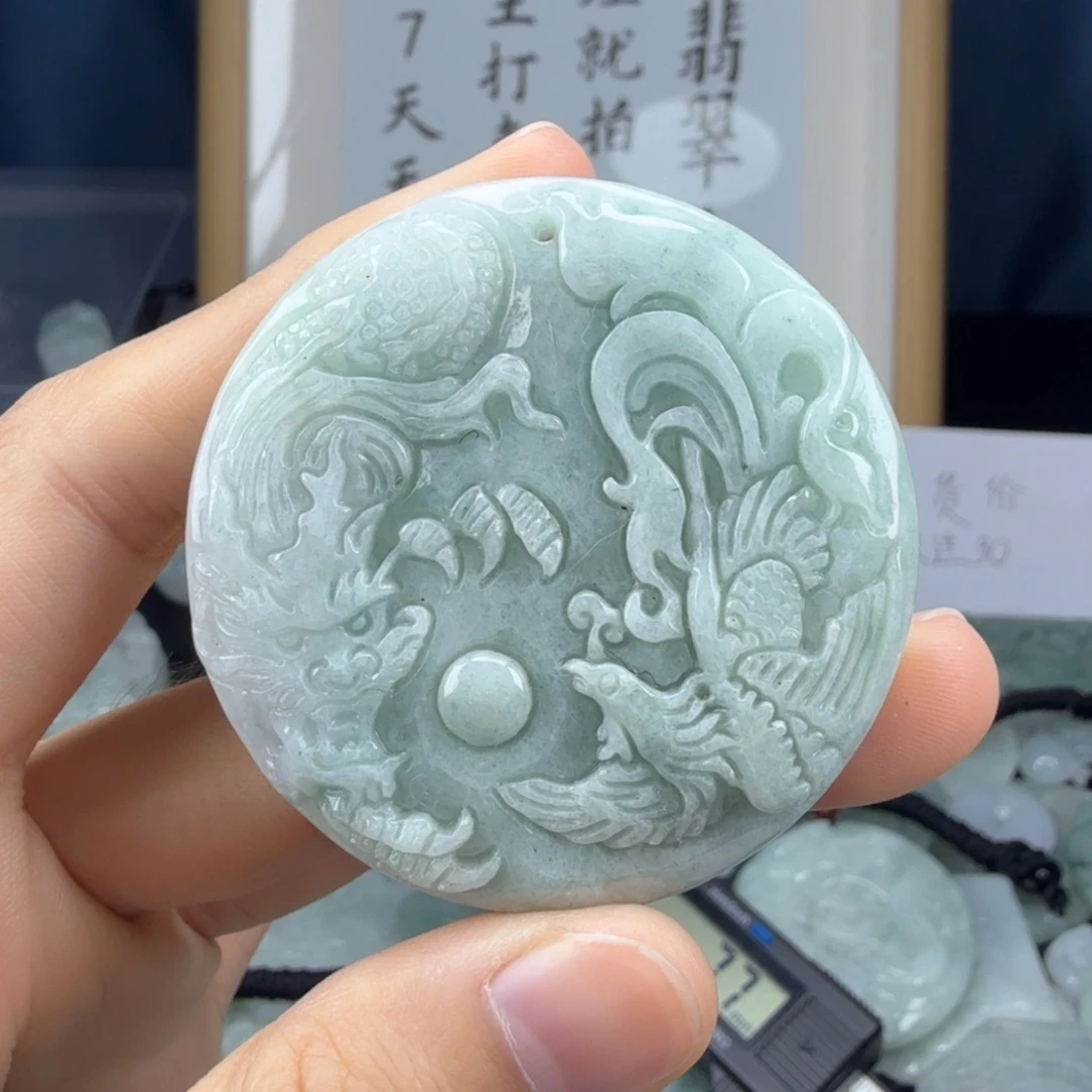 翡翠未镶嵌颈饰翡翠