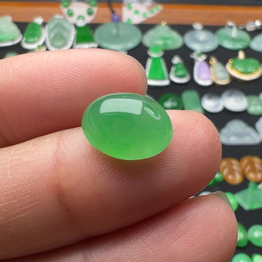 翡翠颈饰未镶嵌蛋11.8