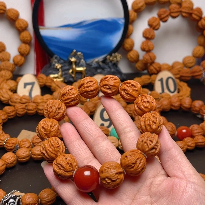 文玩核桃吊坠程****8核桃手串