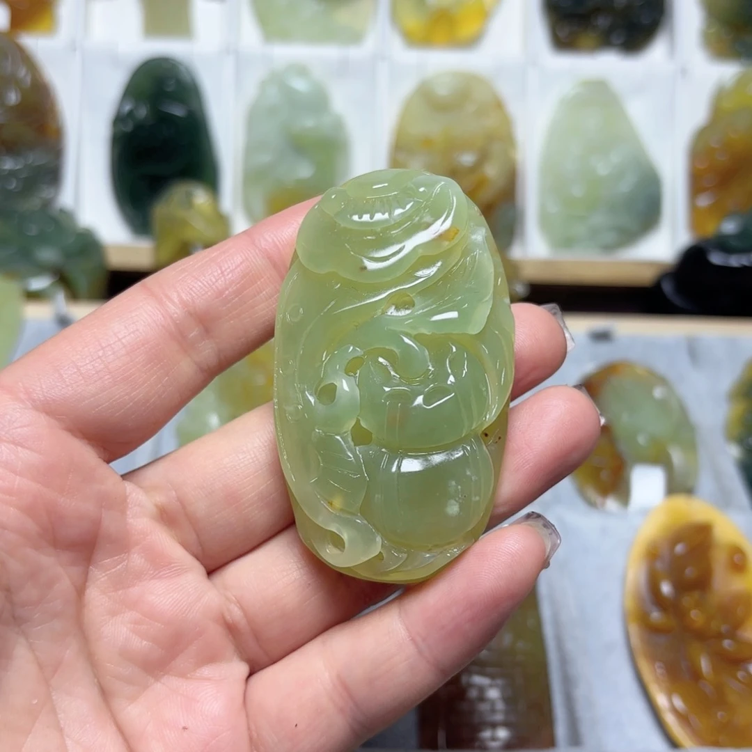 蛇纹石玉吊坠(不含链)未镶嵌雨**茗