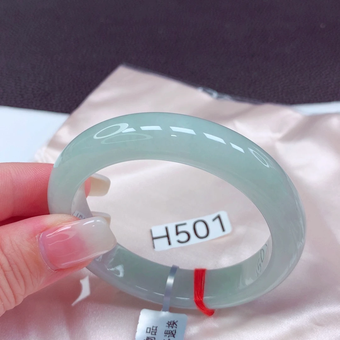 未镶嵌手镯翡翠手镯