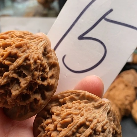 吊坠桃核45全品满天星