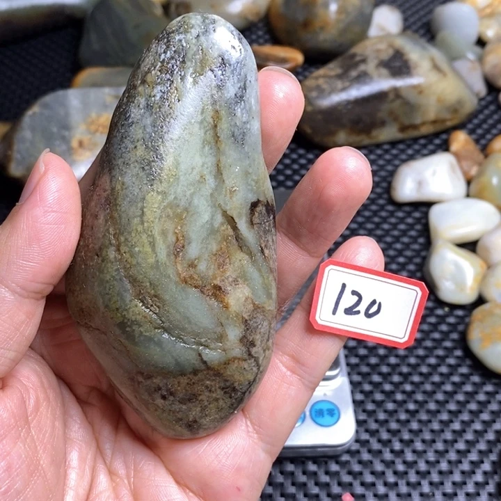 未镶嵌和田玉把件120