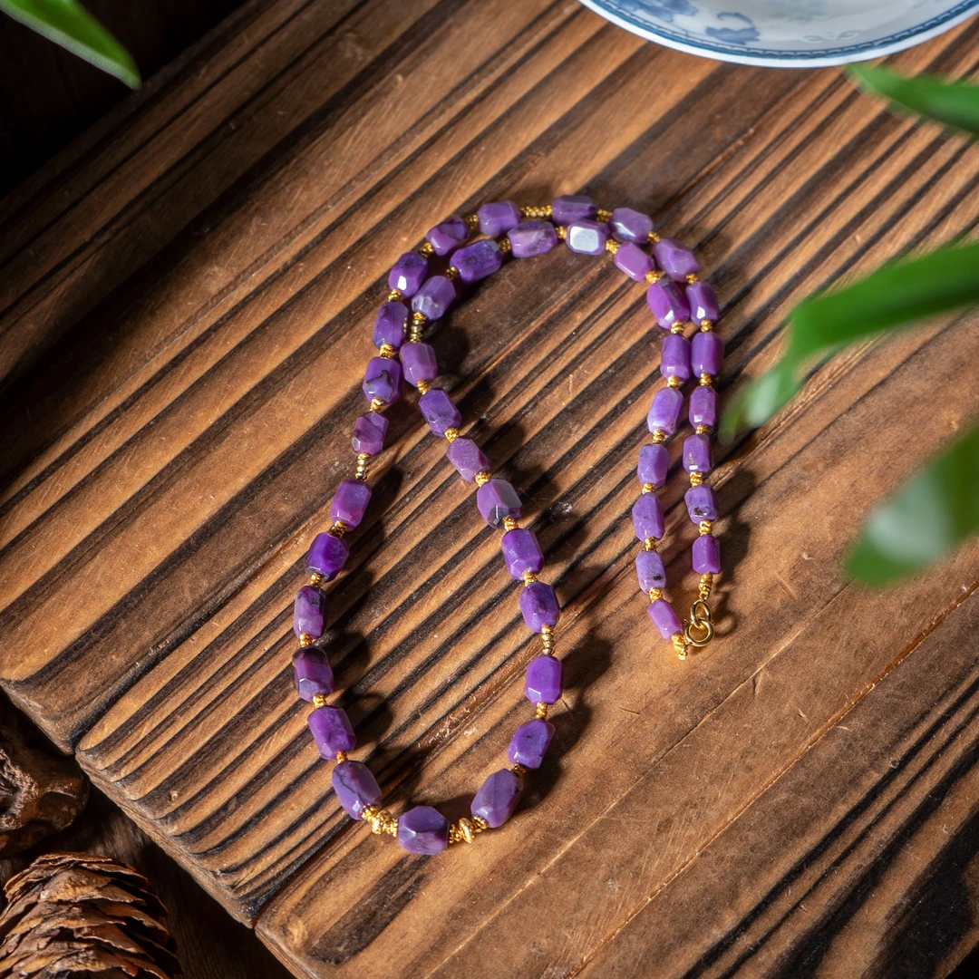 世间臻宝-鹿眸|18K金全玉化舒俱来44cm项链/多样性发/P7262/0