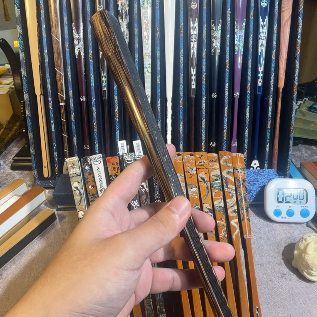 扇子手工制作工艺精湛