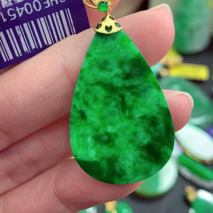 翡翠18K金镶嵌吊坠(不含链)