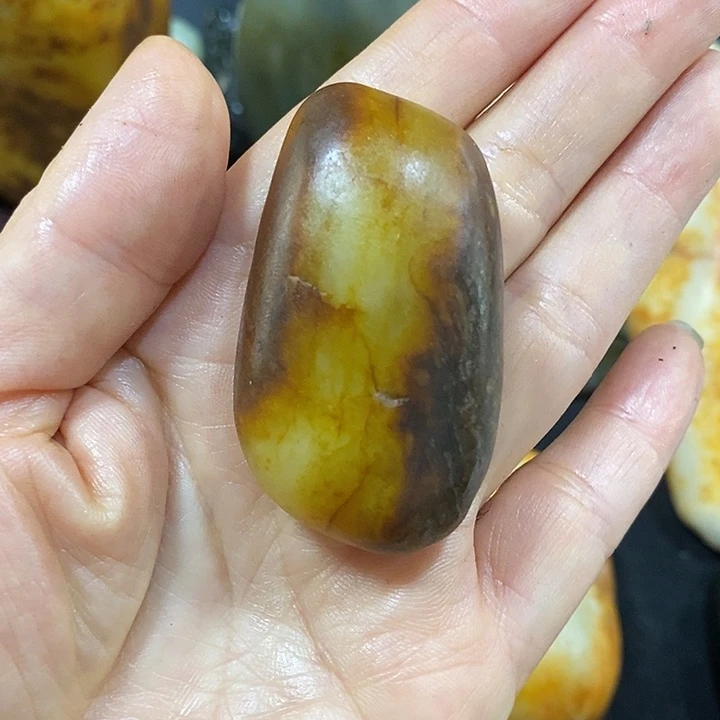未镶嵌和田玉（糖玉）挂件