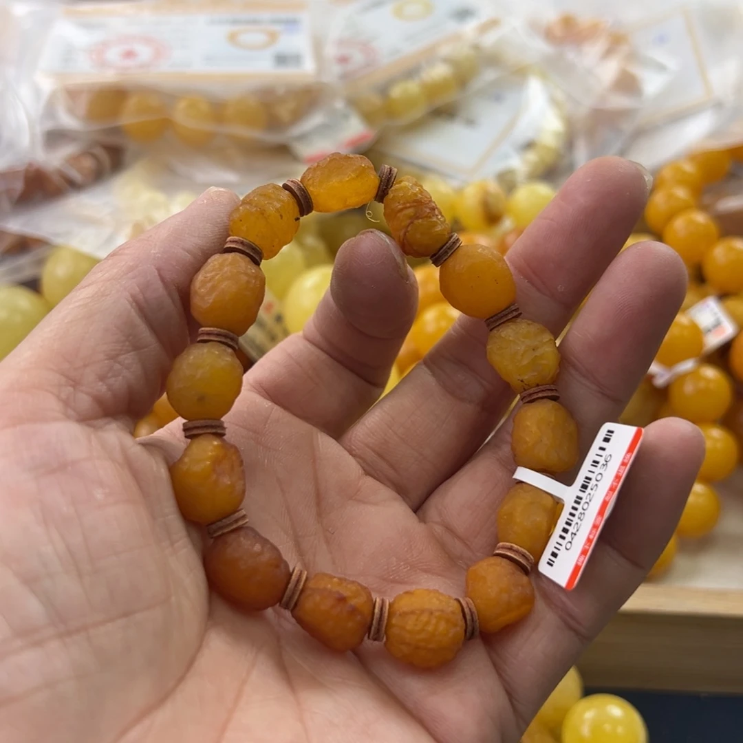 未镶嵌琥珀珠宝奇石