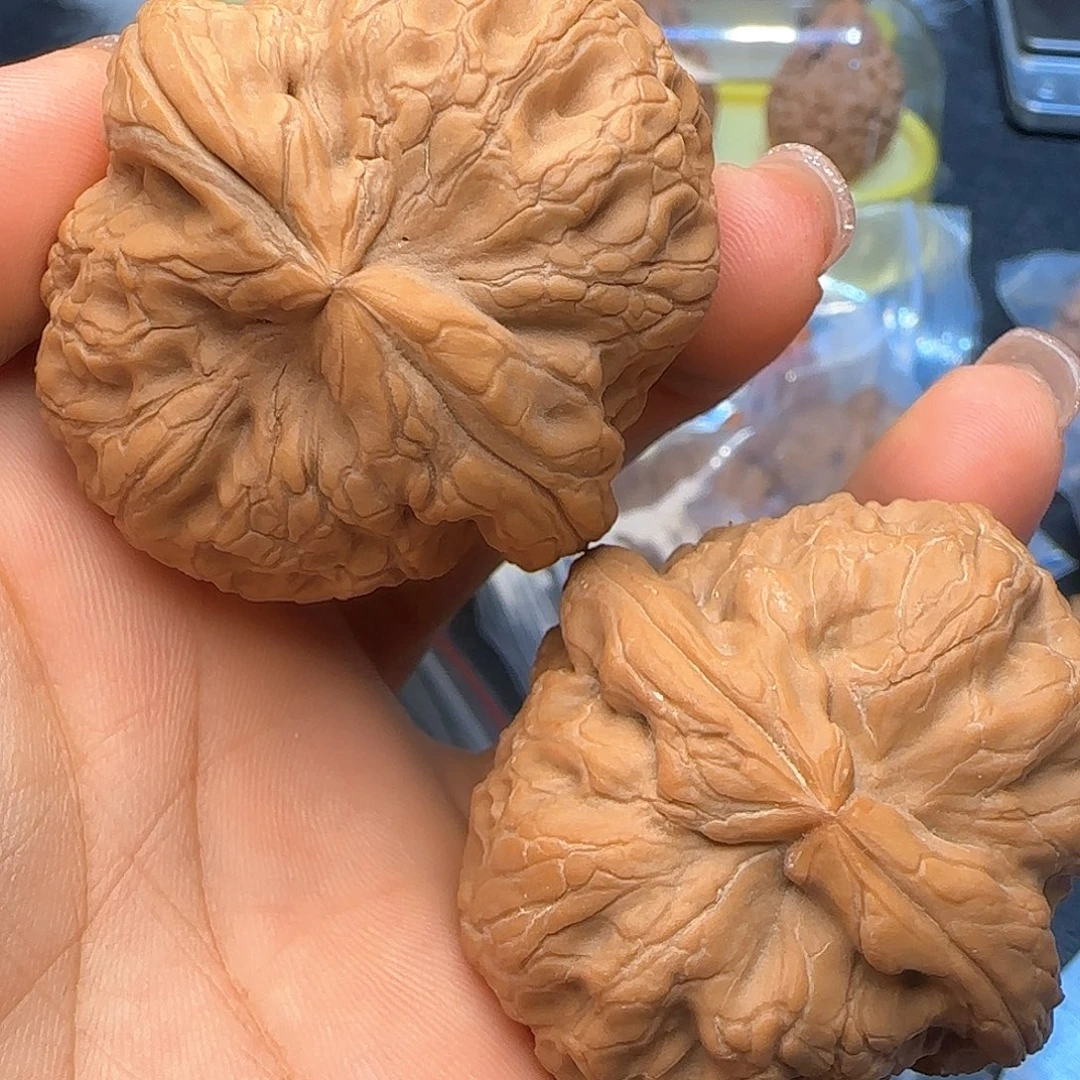 文玩核桃吊坠48驴打滚