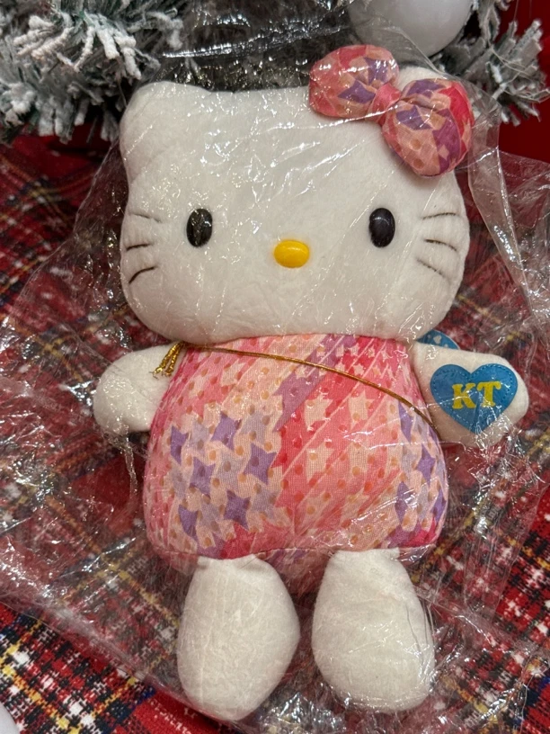 小默粒专拍kitty公仔