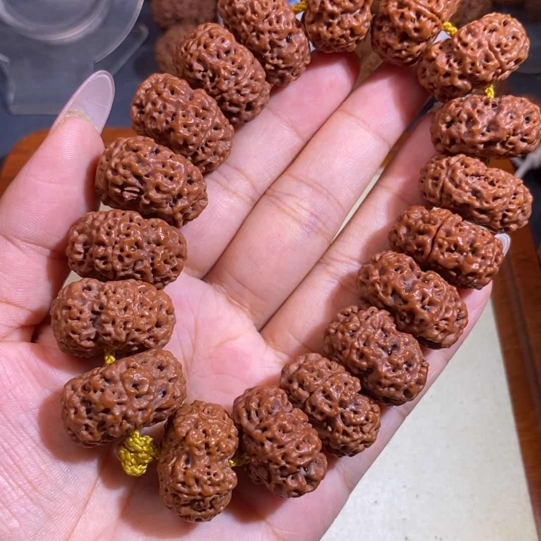 手串金刚菩提夹板蜂王24mm