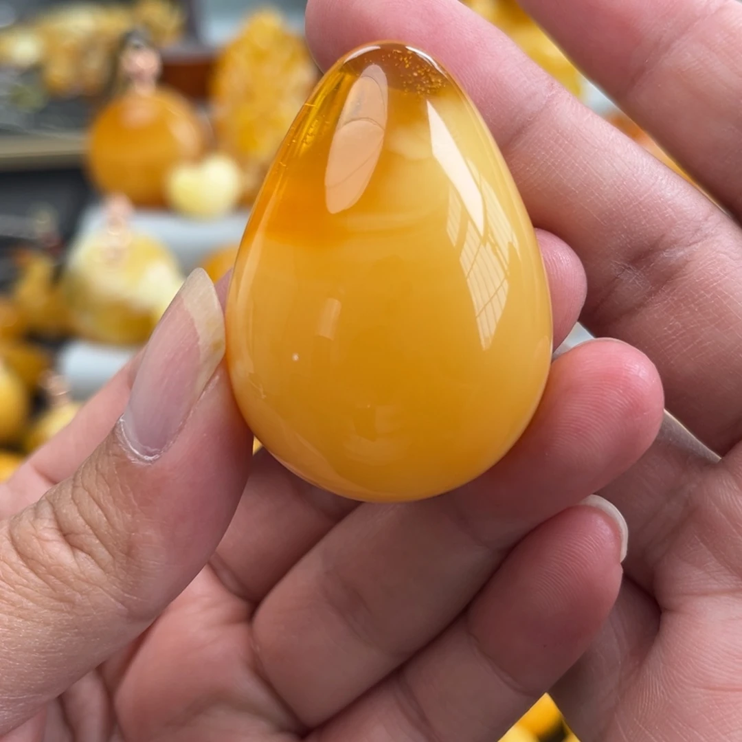蜜蜡珠宝奇石未镶嵌