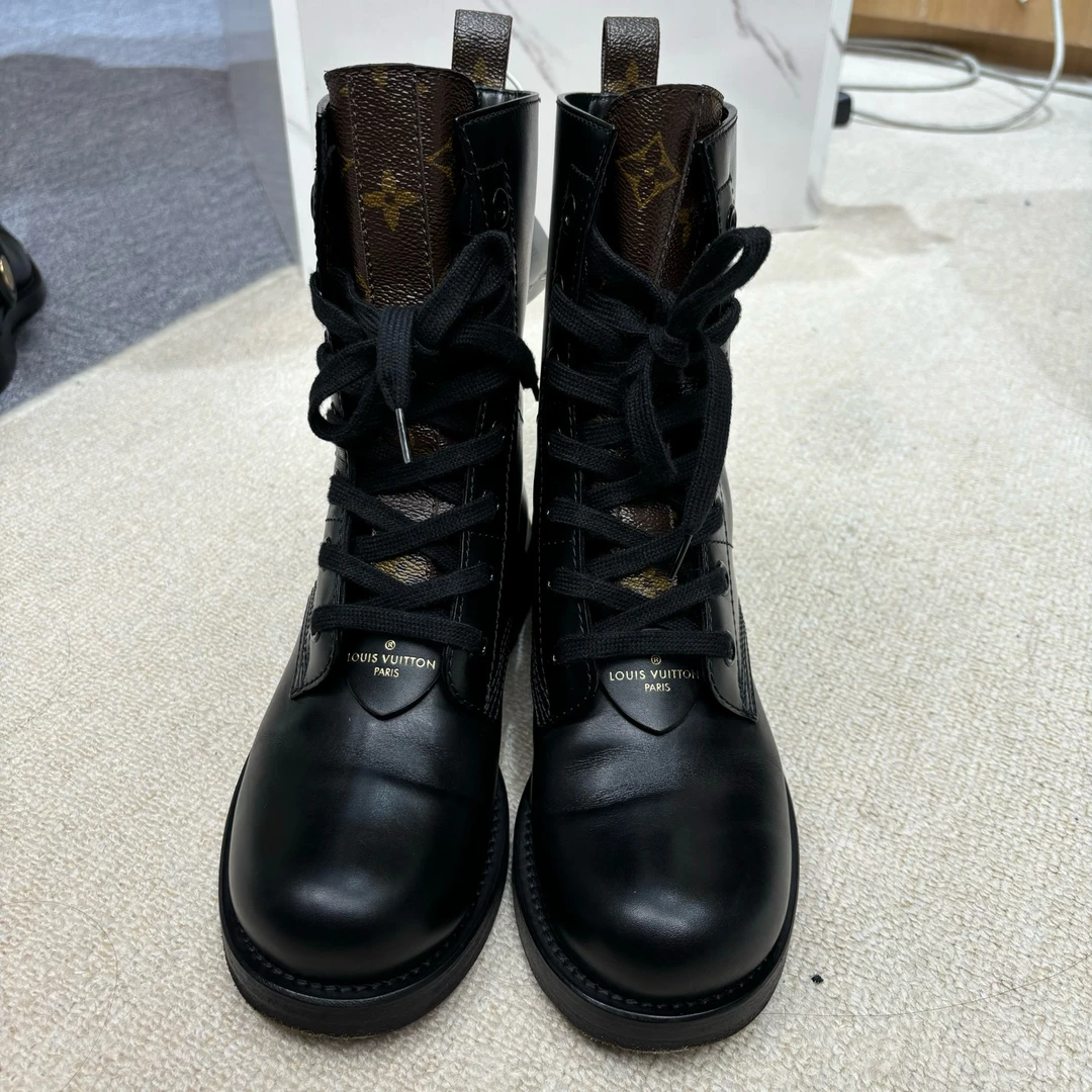 99新 LouisVuitton/路易威登 马丁靴尺码36