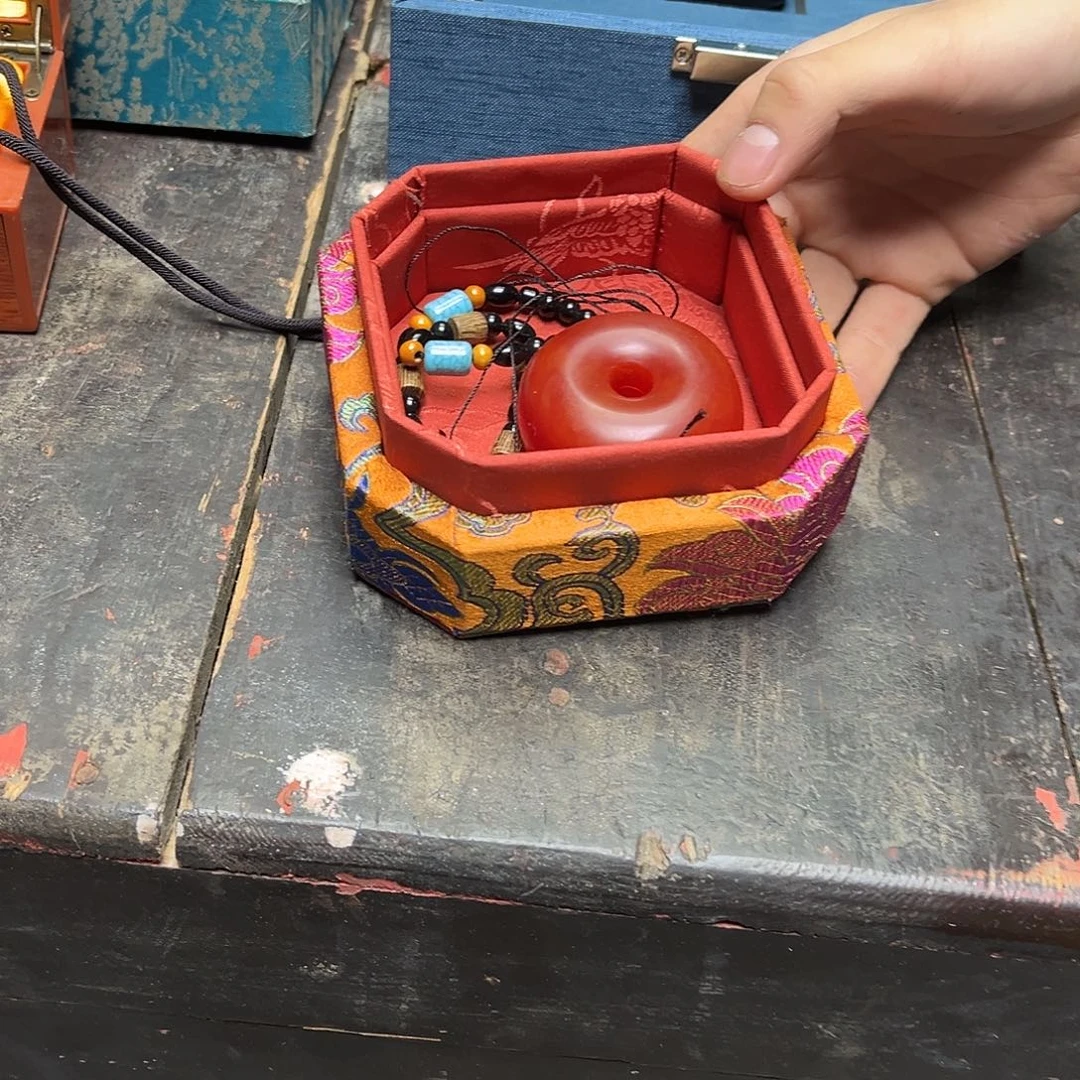 大叶紫檀（黑酸枝木类）