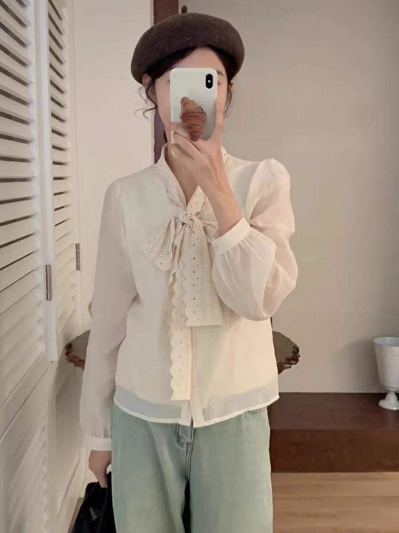 9086款赫本风蝴蝶结蕾丝上衣2025春季新款女装显瘦上衣
