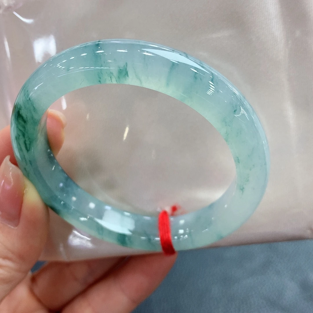 翡翠未镶嵌手镯50.4正圈两天鉴赏