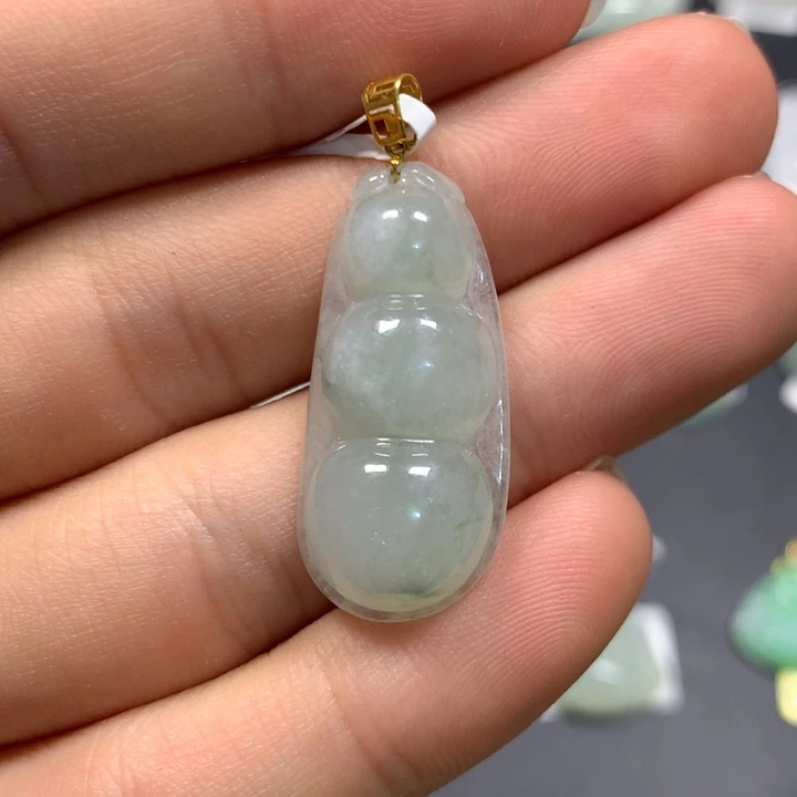 翡翠裸石翡翠首饰