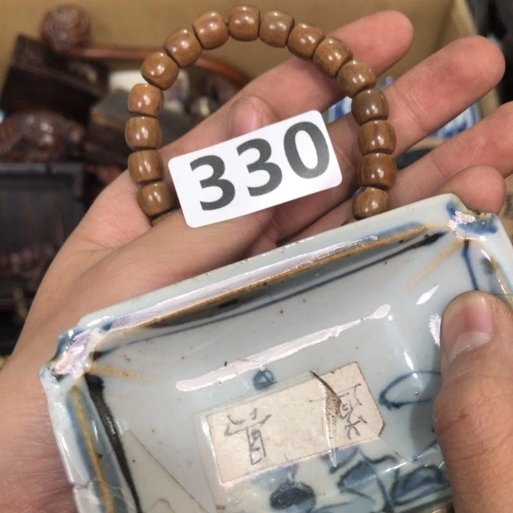 陶瓷孤品单件车里拍