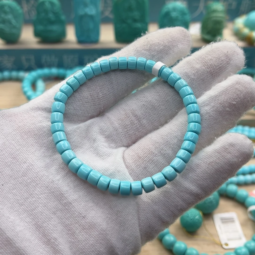 绿松石配饰未镶嵌