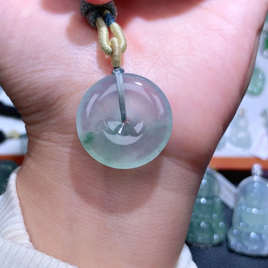 颈饰未镶嵌翡翠扣子
