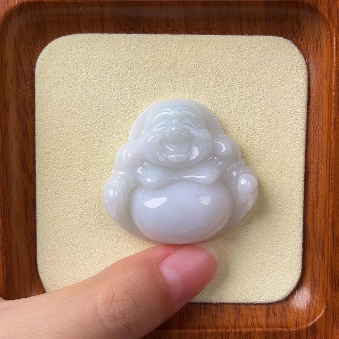 翡翠未镶嵌颈饰佛公