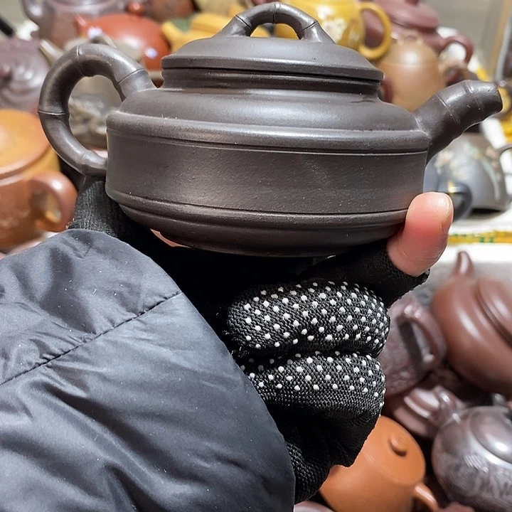 紫砂茶壶微瑕微笑